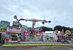 Fahrgeschäft "Rock & Roll" in Betrieb